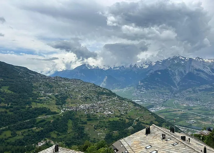 In With Balcony 아파트 *